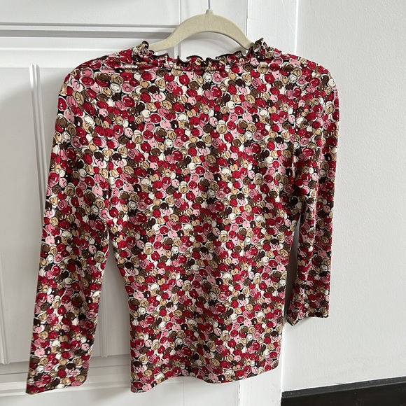 Low cut patterned top- fits like a small - Picture 3 of 3